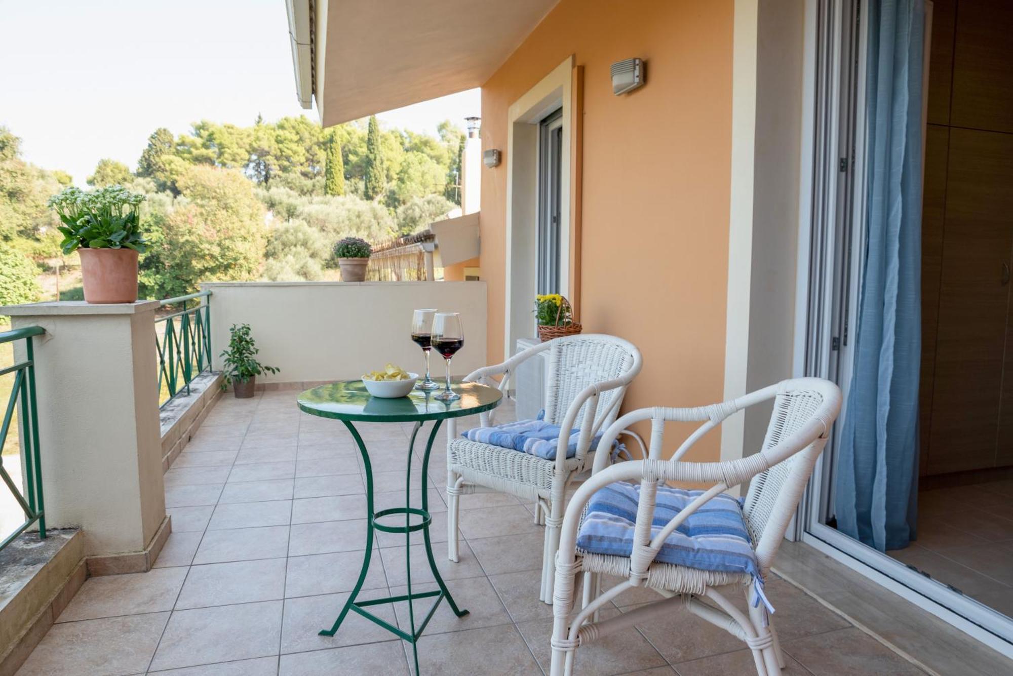 Solari Hill Maisonette Alepou Exteriör bild
